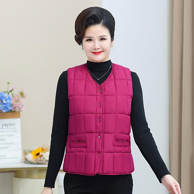 Close-fitting vest women's short autumn and winter wear cardigan vest to keep warm women's inner vest liner