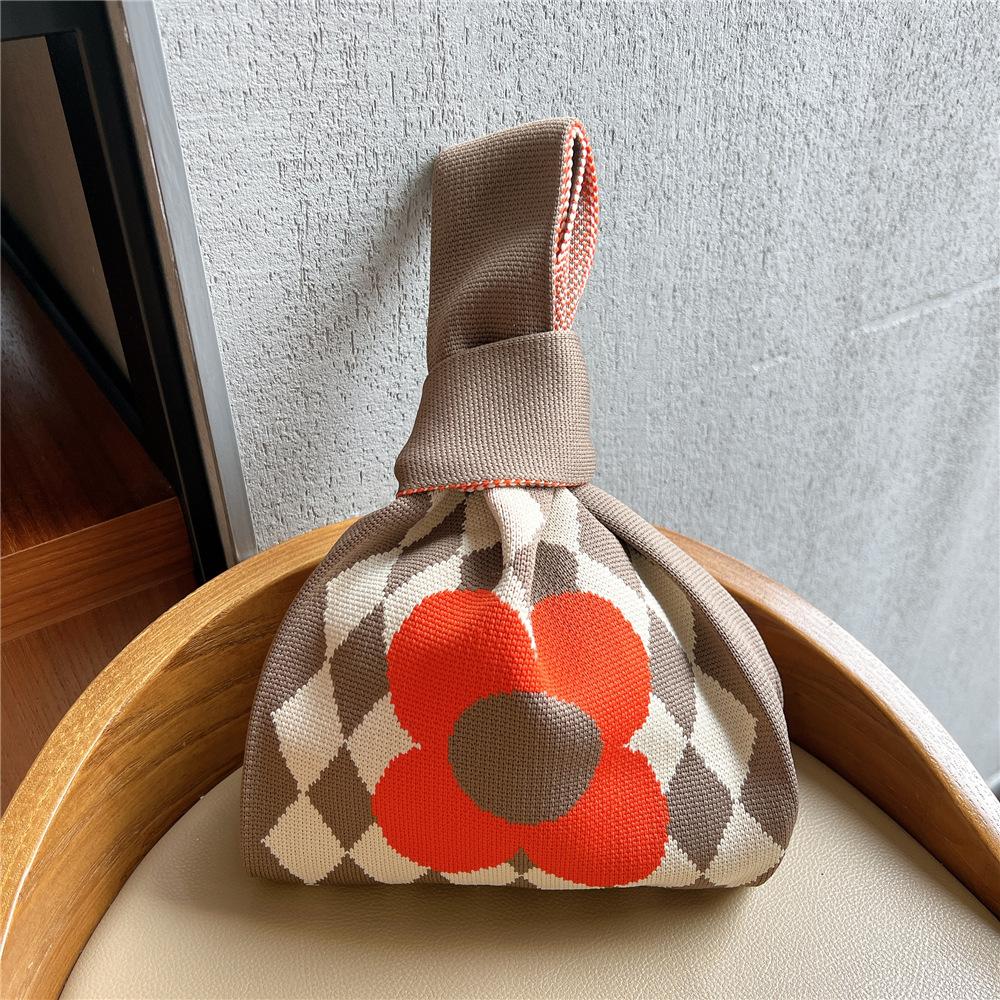 Knitted Mobile Phone Bag For Women In Spring And Autumn Cute Cartoon Versatile One Shoulder Diagonal Cross Bag Travel Coin Purse Small Handbag