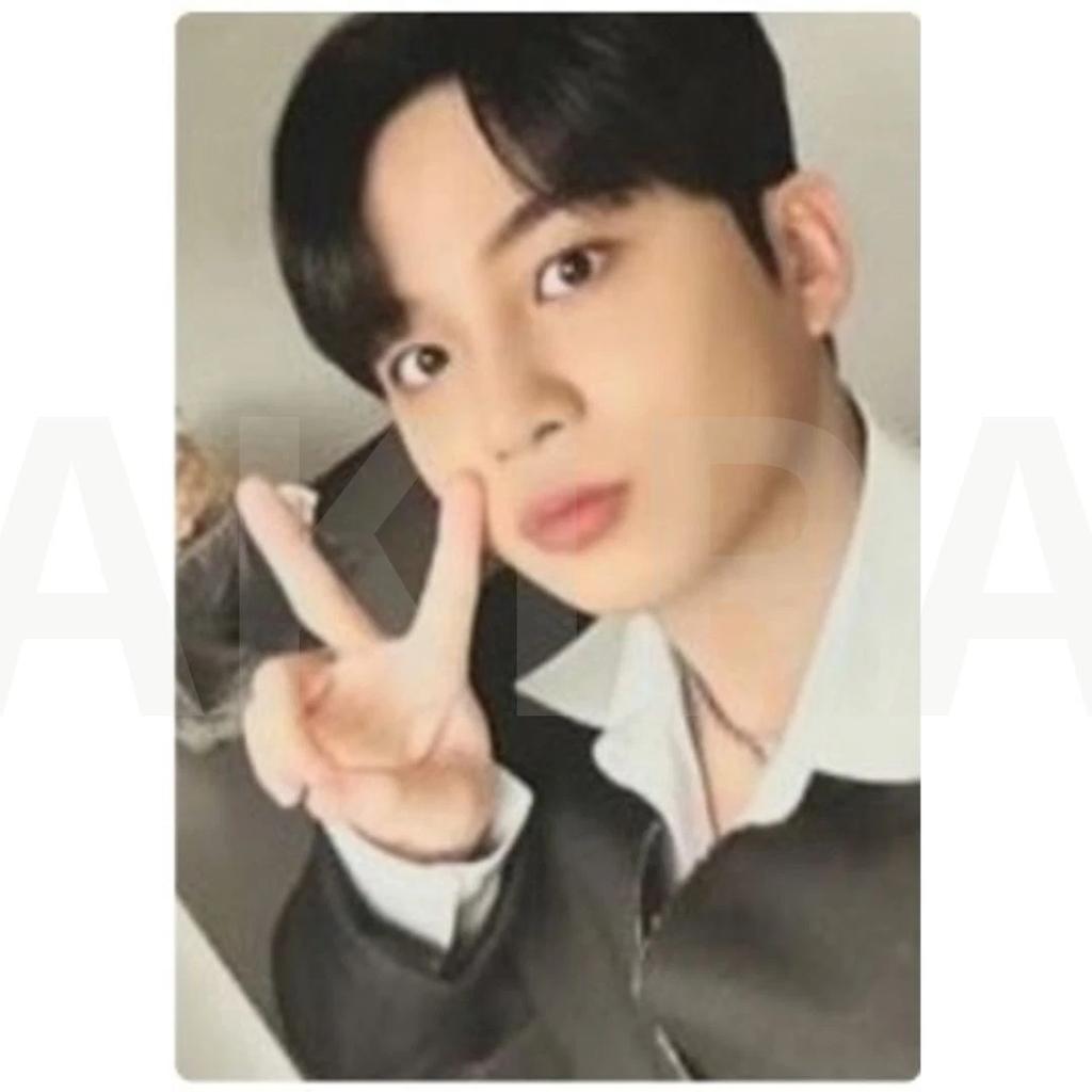 ATEEZ GOLDEN HOUR : Part.1 OFFICIAL ALBUM PHOTO CARD