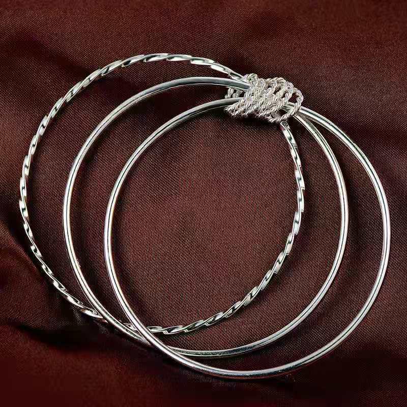 Brățară Stea Placată cu Argint de Ziua Îndrăgostiților pentru Femei - Cadou Trendy în Stil Douyin pentru Cea Mai Bună Prietenă