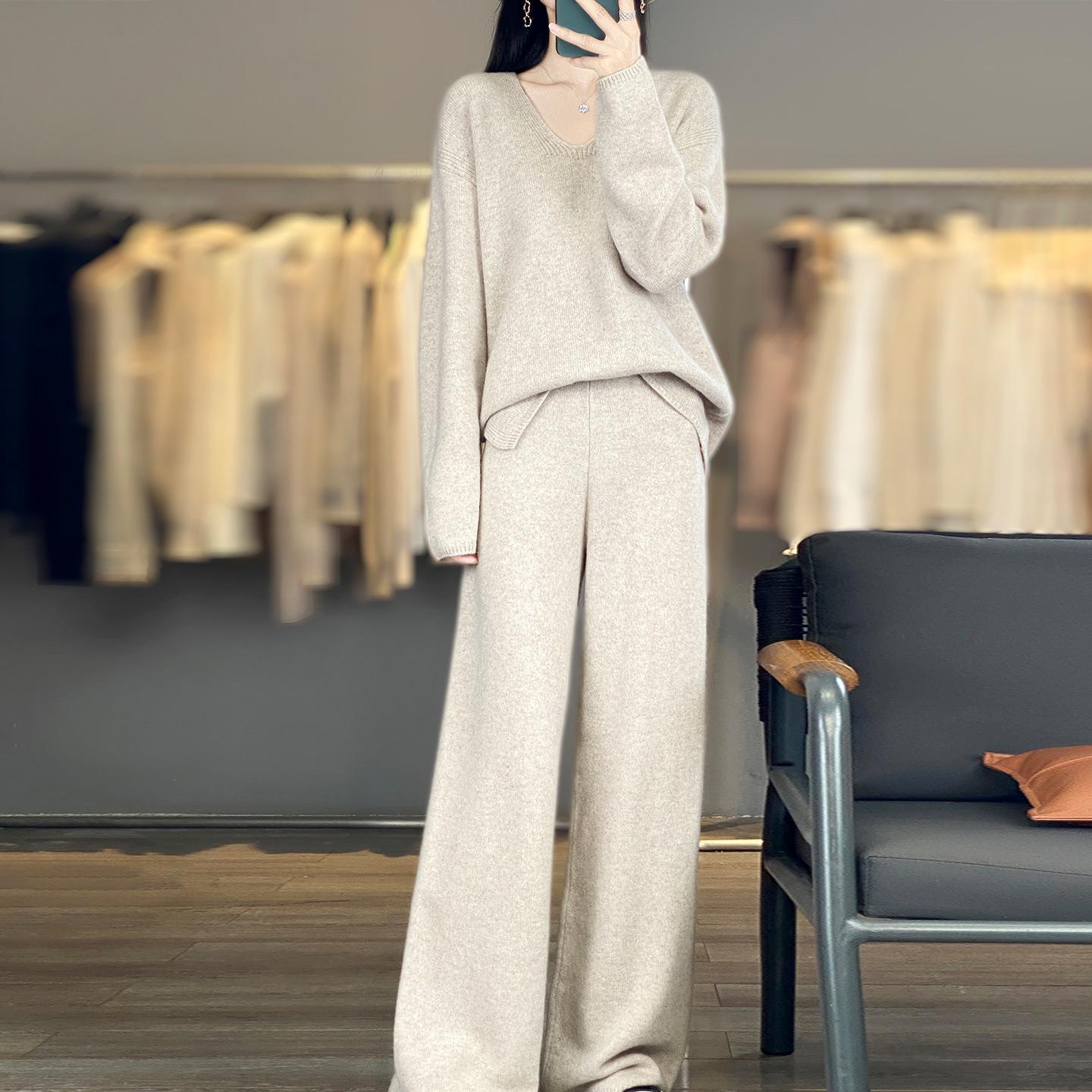 

Женский утолщенный кашемировый вязаный комплект: Свитер с V-образным вырезом и брюки широкого кроя Extra Large