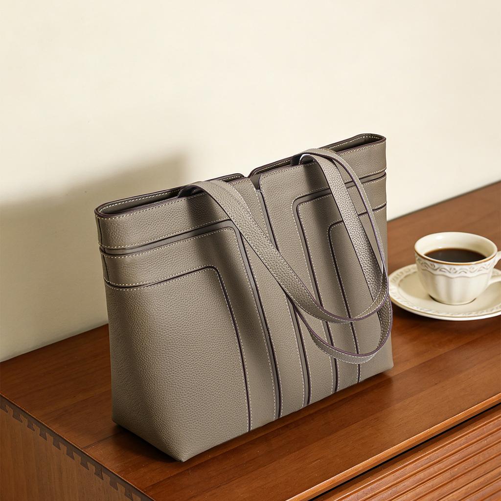 Tote Bag with Large Capacity for Women's Commuting, High-end Feeling, Hot Selling for Work, Light Luxury Handbag, Korean Niche Leather Computer Bag