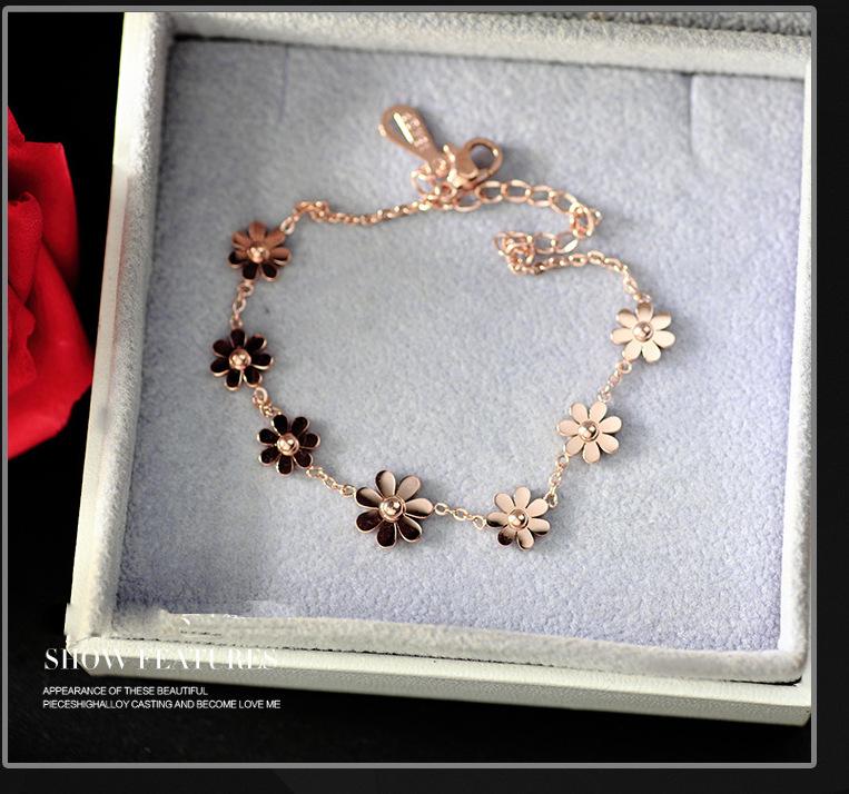 Korean-Style Daisy Flower Titanium Steel Anklet for Women