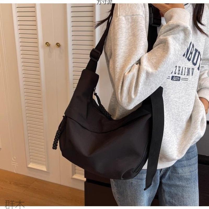 Borsa per gnocchi: Borsa a tracolla casual sportiva da donna in tessuto Oxford, ad alta capacità