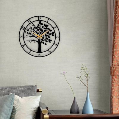 Horloge Murale Élégante en Métal pour une Décoration Intérieure Stylée