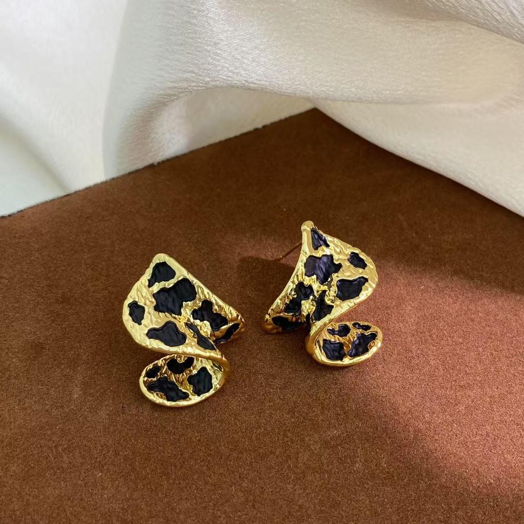 Bohemia Style Leopard Print Pattern Irregular Stud Earrings for Women Trendy Accessories Valentine's Gift Jewerly Wholesale