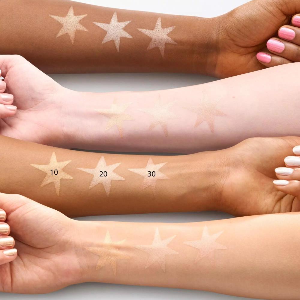 Essence - Illuminateur Crème en Poudre Soft Touch Bouncy Glow - 