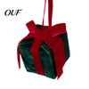 Seasonal Party Photo Props Velvet Gift Box Christmas Tree Ornament, Square Shaped Hanging Miniature Bow Ornaments Decoration with for Winter