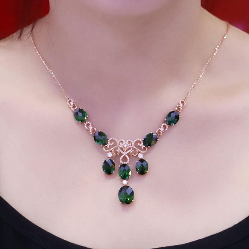 Exquisite Russian 585 Purple Gold Fashion Luxury Greenstone Egg Necklace Color Gold Plated Rose Gold Retro Set Chain