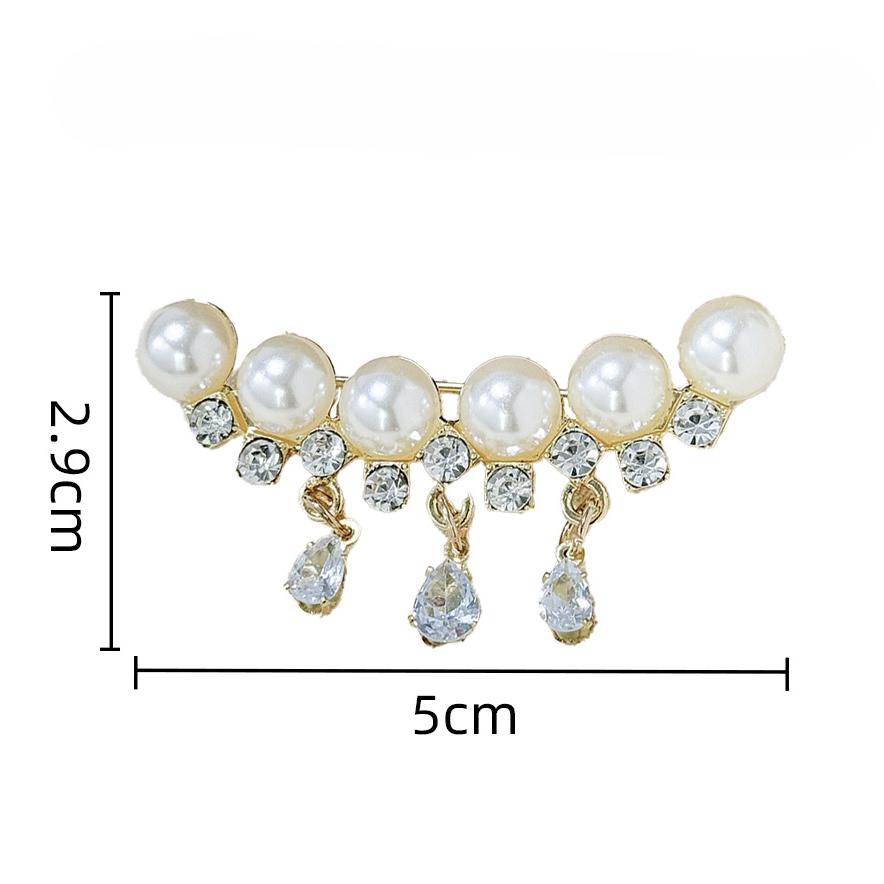 Broche à franges en perles de tempérament haut de gamme, exquise, pull, costume, corsage, accessoires, vêtements fixes, épingle anti-lumière, femme