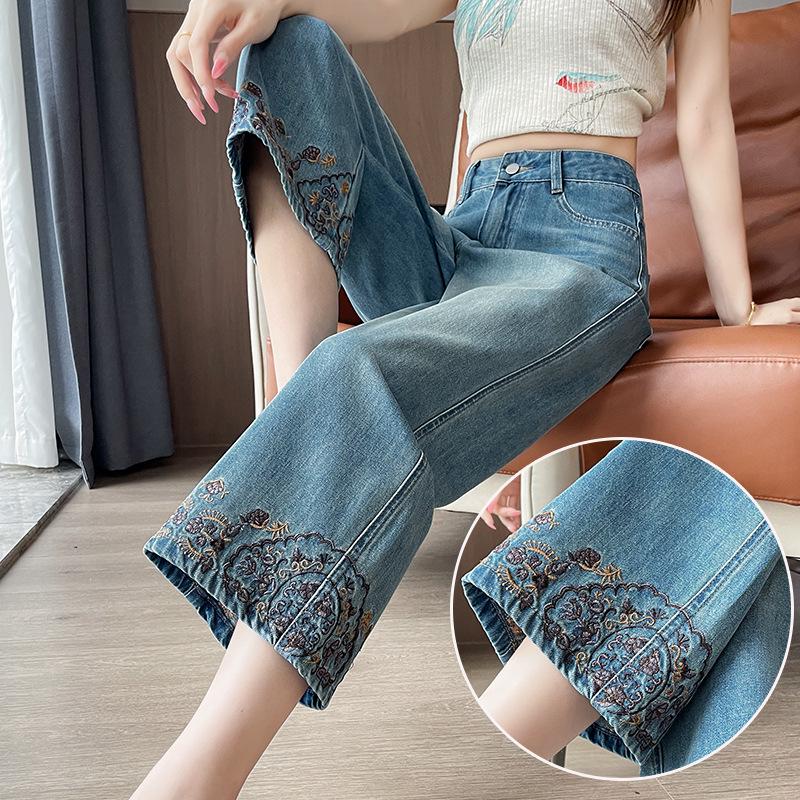 Women s Autumn Retro High-Waisted Embroidered Jeans - Casual, Loose, Cropped Wide-Leg 5XL