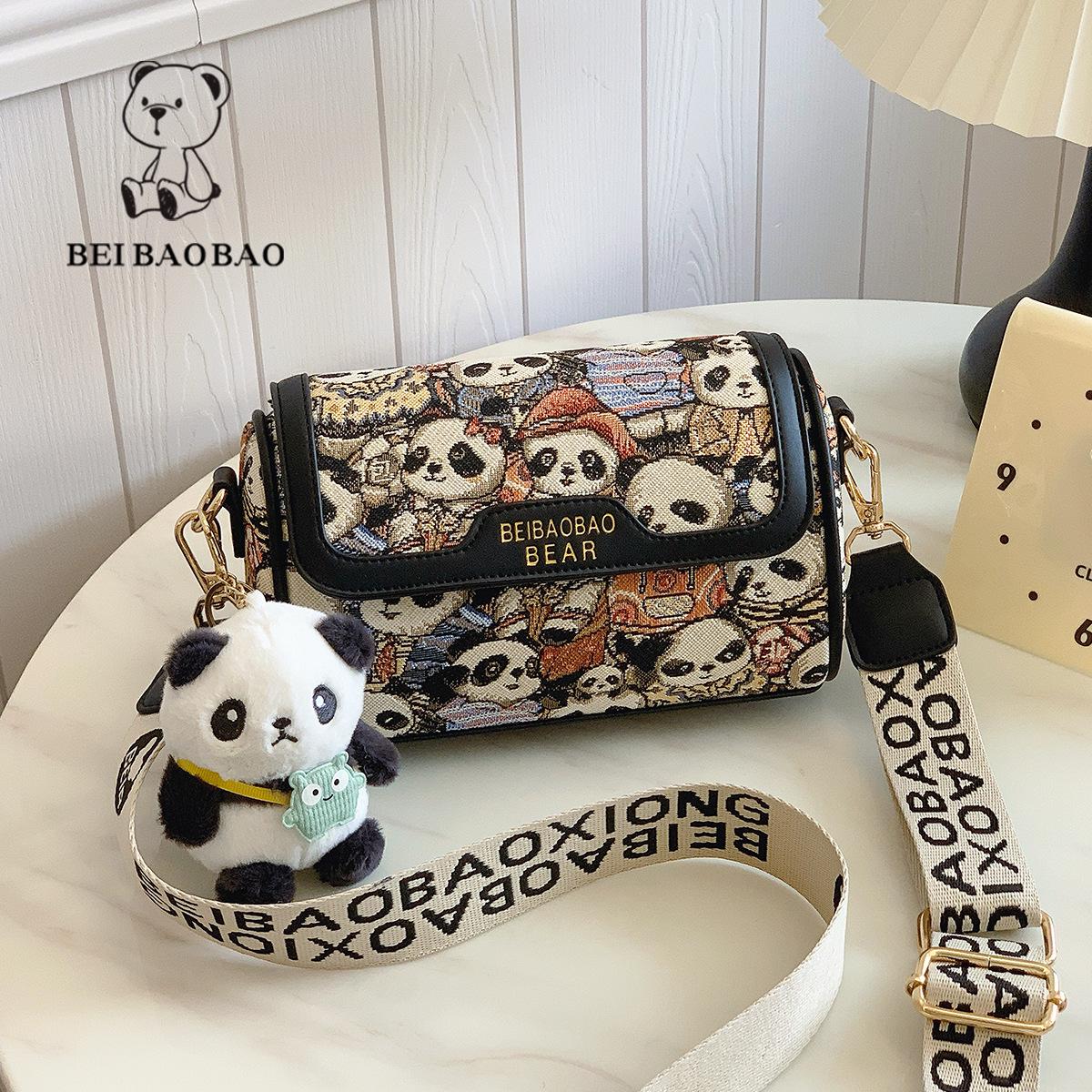 

Women s New Fashion Bear Embroidery Canvas Crossbody Bag коричневий