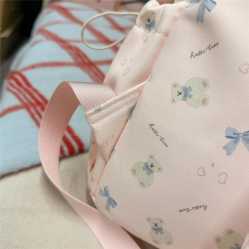 Niedlicher Rucksack mit Bärenaufdruck für Damen und Mädchen, Modischer Tagesrucksack für Schule und Reisen mit mehreren Taschen