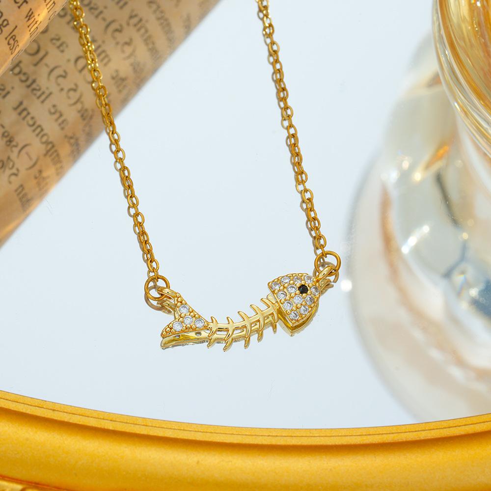 Fish Bone Pendant Necklace for Women Simple and Versatile Collarbone Chain New Style Trendy