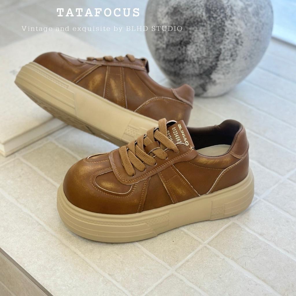 Leather big head thick sole white shoes women's 2025 autumn new versatile height increase casual sports shoes fashion board shoes tide