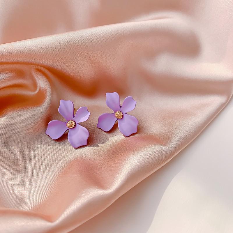 New Personality Temperament Sweet And Rotten Multicolor Three-dimensional Flower Earrings Fashion Wild Female Jewelry Gift