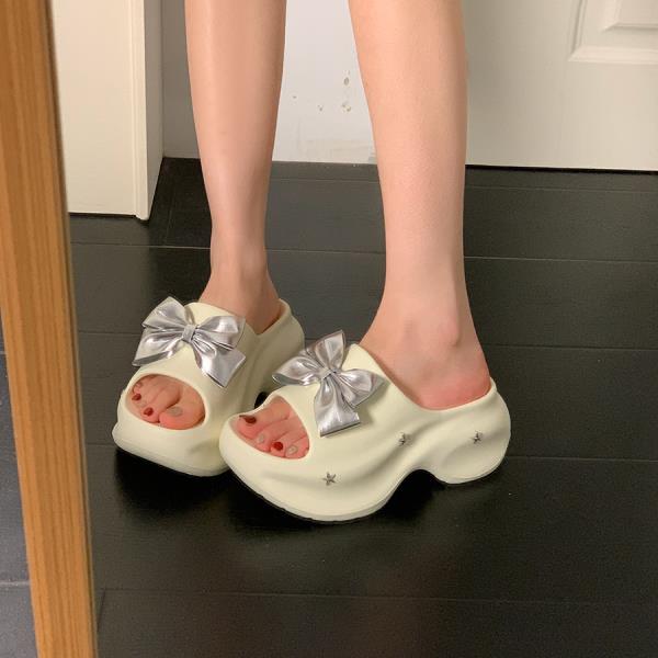 Fashion Shoes Woman 2025 Slippers Flat Shale Female Beach Luxury Slides Butterfly-Knot Platform Pantofle Sabot Designer New  Shoes Ladie