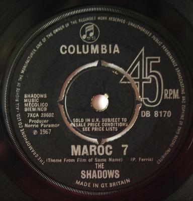 7inch Record SHADOWS - Maroc 7 / Bombay Duck DB8170 Columbia 1967 UK Rock Used