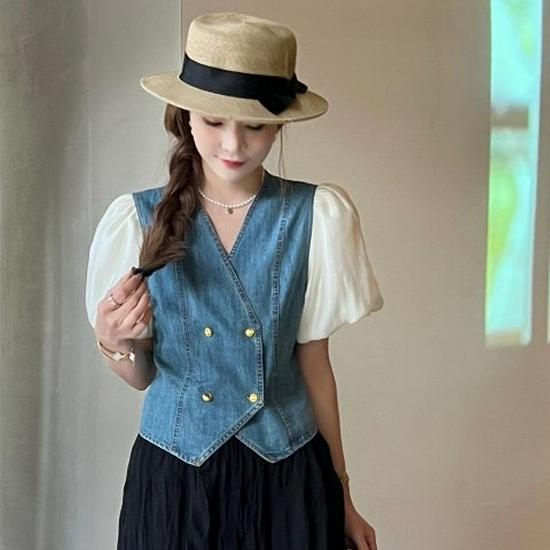 Women's Denim Two-Piece Dress for Summer 2026: Slimming, Petite Fit with Short-Sleeved Jacket and Mid-Length Skirt.