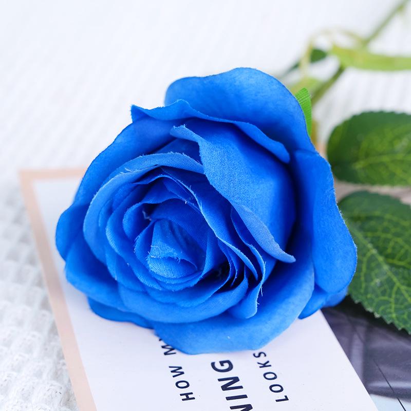 Cachoeira de Parede de Rosas de Seda - Flanela Vermelha Decoração de Casamento e Dia dos Namorados