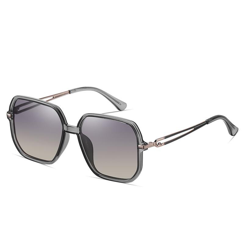 New Retro Fashion Ultra Light Square Luxury UV400 Polarized Sunglasses Woman Big Size Optical Prescription Glasses