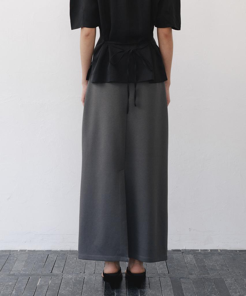 After Glow Wood Detail Drawstring Maxi Skirt_Charcoal