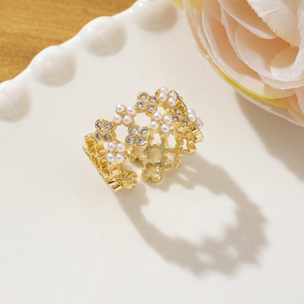 Fashion Design, Pearl Open Ring, Women's Light Luxury, Elegant and High-end Temperament, Full of Diamonds, Zircon Ring.