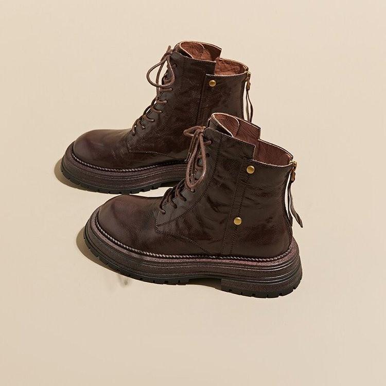 

Gu Yunshu Maillard hand-scratched brown platform Martin boots women s autumn and winter 2024 new retro short boots explosion 40