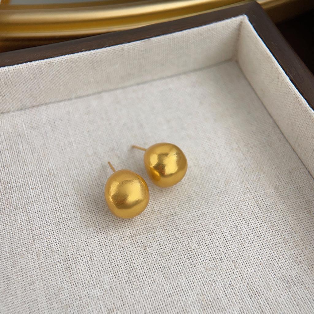 Boucles d'oreilles géométriques vintage en perles pour femmes - Style rétro de Hong Kong, luxe léger, sensation haut de gamme