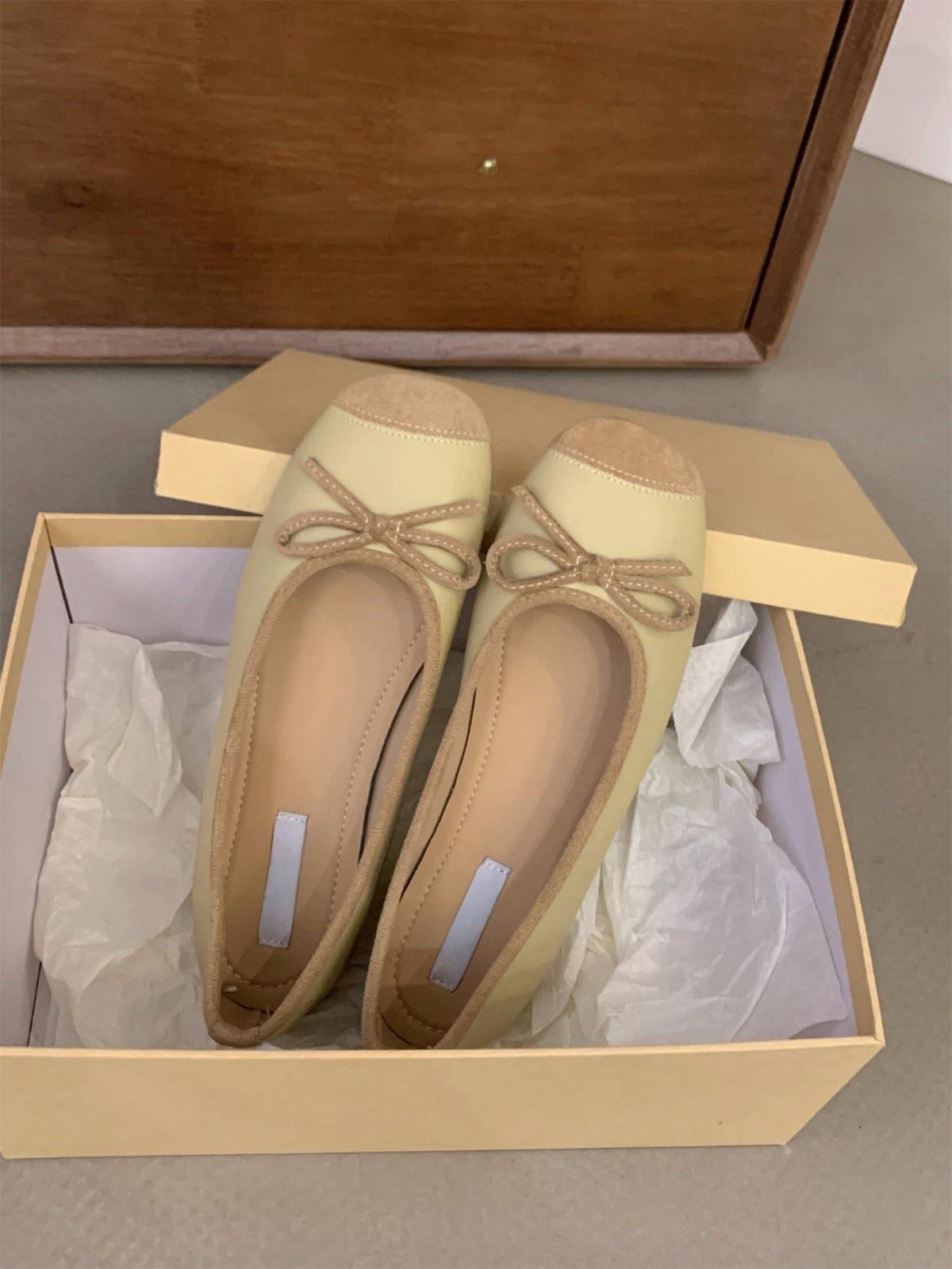 

Маленькие ароматные туфли-одиночки на плоской подошве, женская обувь весна и осень 2024, новинка весны, красные балетки, французские нежные вечерние туфли 39