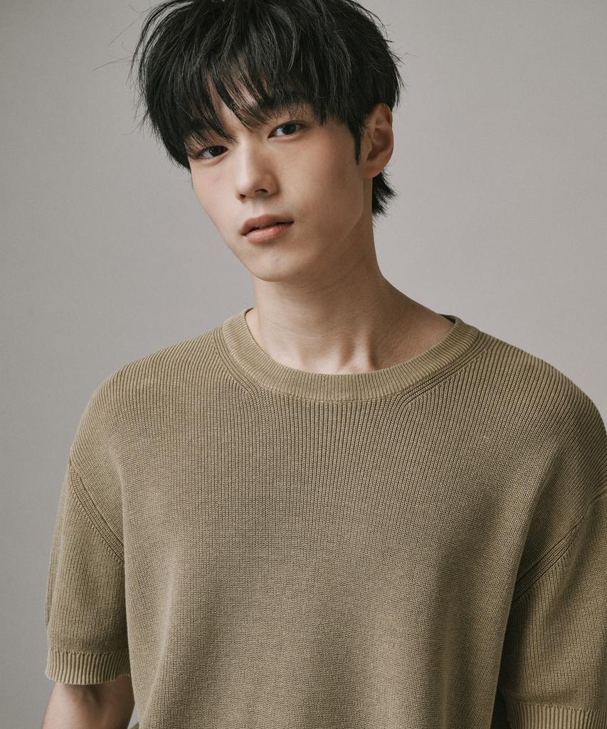 Beodeonteu Pigment Washed Round Neck Knit [Beige]