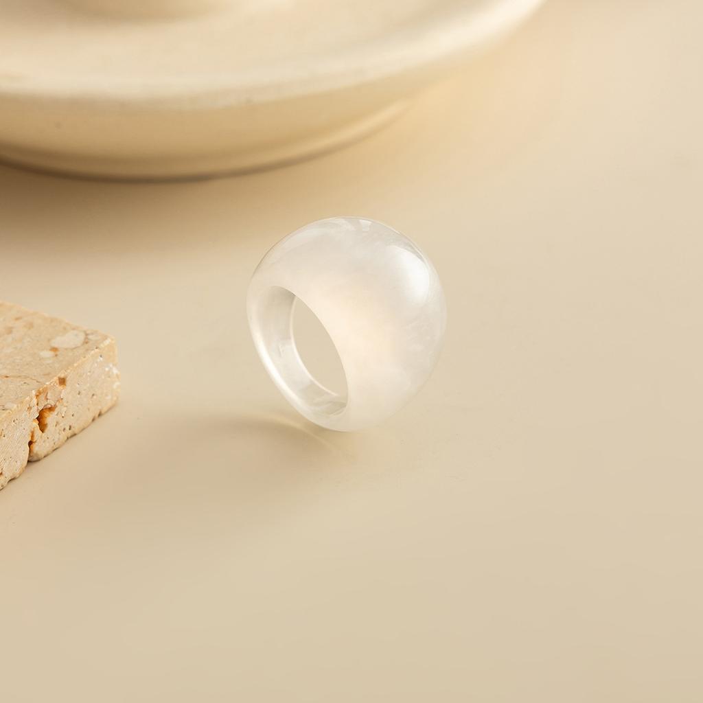 Vintage Irregular Smooth Resin Plastic Ring for Women, New Trend Bohemian Geometric Ring, Aesthetic Party Jewelry
