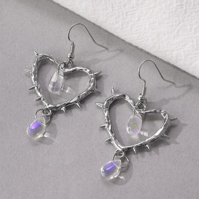 1 Pair Of Retro Gothic Style Thorn Heart Design Earrings, Heart-Shaped Earrings With Spikes, Neutral Earrings Holiday Party Gift