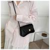 2025 Women's Stylish Retro Baguette Shoulder Crossbody Bag