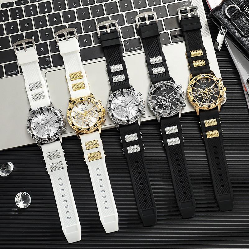 Casual Sports Silicone Watch For Men With Quartz Movement And Round Dial
