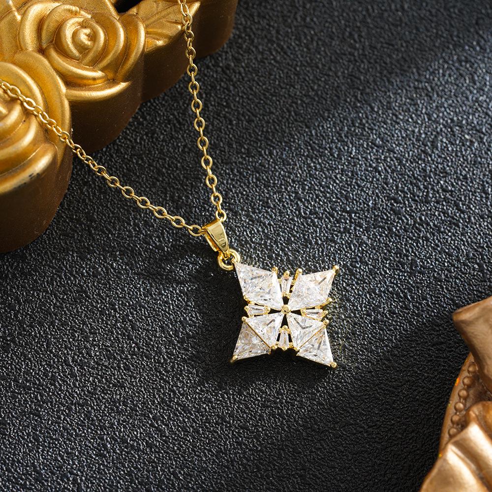 Cubic Zirconia Four-Leaf Flower Pendant Necklace - Trendy Titanium Steel Design
