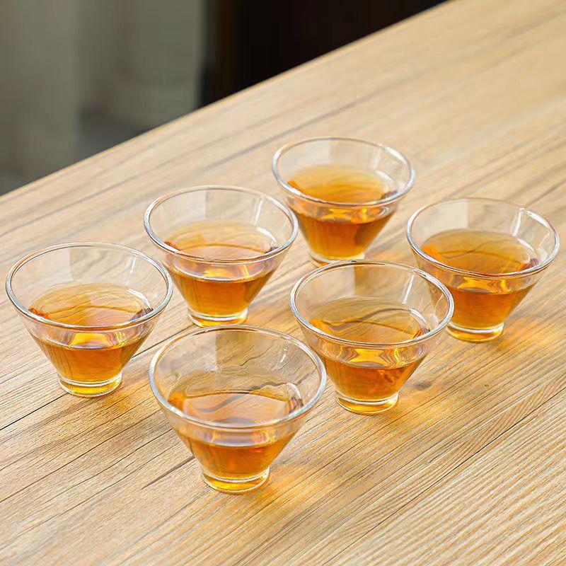 Vynikající skleněná květinová čajová sada 6 ks/sada Velkoobchod kávové šálky Krásné čajové hrnky Japonský hrnek Čajové šálky Porcelánová čínská miska