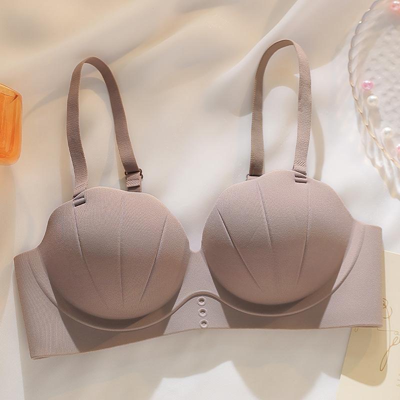 Traceless one-piece underwear, women's small breasts are large and comfortable, no steel rings, double breasts, anti-sagging comic bra cover