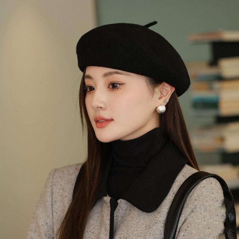 

Жіночий бере Four Seasons, корейська версія The Lady Pumpkin Beret Simple High-end All-Match Fashion Hat One size чорний