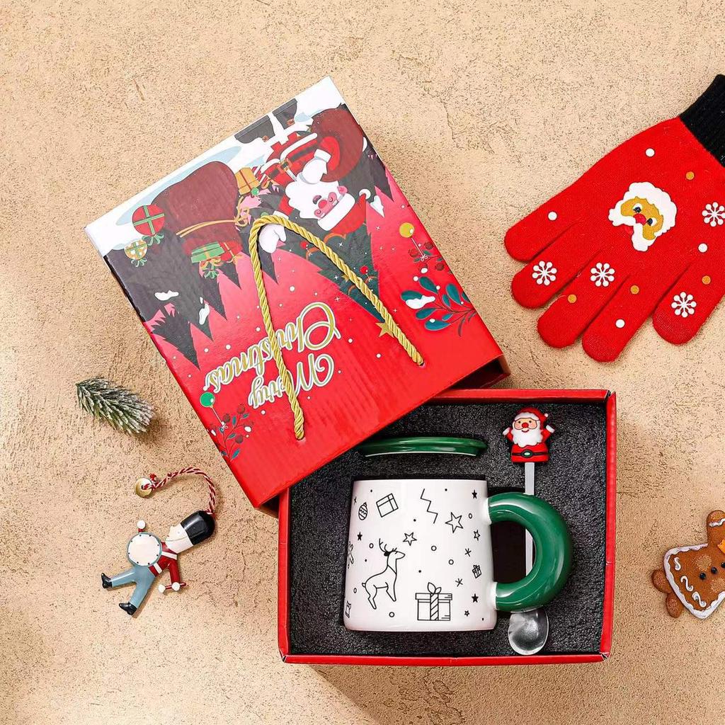 Christmas creative contrasting color cartoon ceramic cup Santa mug student gift water cup with lid spoon cup