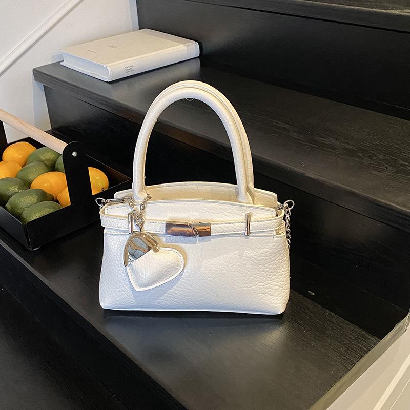 Niche Design Bag Women's Summer 2025 New Casual Messenger Bag Fashion This Year Popular Portable Casual Bag