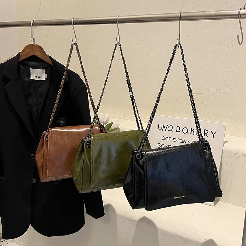 Large Capacity Bag Women'S Fashion Retro Autumn Chain Shoulder Messenger Bag Casual Texture Tote Bag