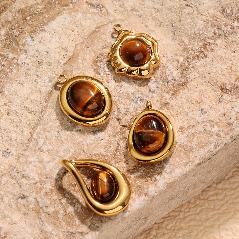 Irregular 3D Tiger's Eye 18K Gold Plated Stainless Steel Pendant Necklace.