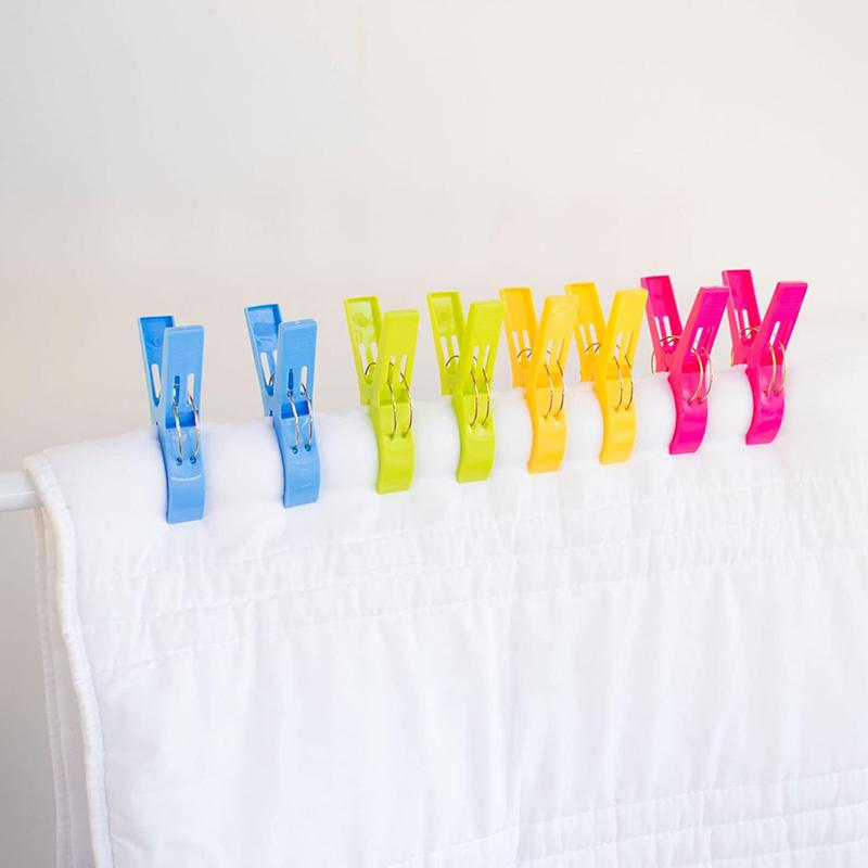4/8/12Pcs Beach Towel Clips Plastic Laundry Clip Set 4 Color Towel Pegs Quilt Clips Beach Chair Towel Clips Clothes Pegs Kit