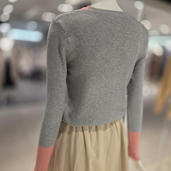 Olive de Olive Color Block V-Neck Cardigan
