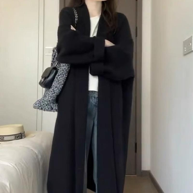 

Black loose and lazy sweater jacket women s autumn and winter medium and long outer knitted cardigan high-end top average size
