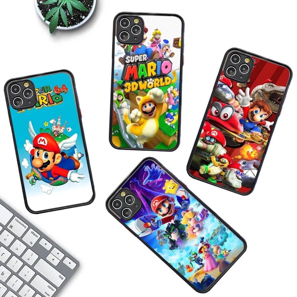 Hot Games Super Marioes Phone Case for iPhone 14 11 12 13 Mini Pro Max 8 7 Plus X XR XS MAX Translucent Matte Cover