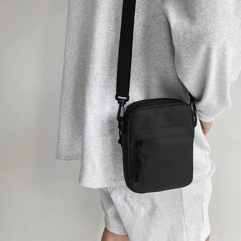 

Trendy Mori Style Men s/Women s Crossbody Bag - Sporty Casual Shoulder Bag & Simple Backpack чёрный