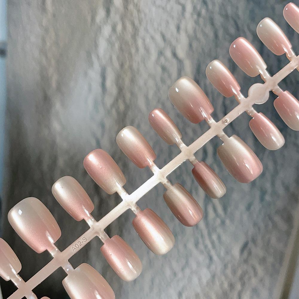 Japanese Feather Satin Cat Eye T-shirt with Removable Airbrushed Nail Tips - 30 Pieces