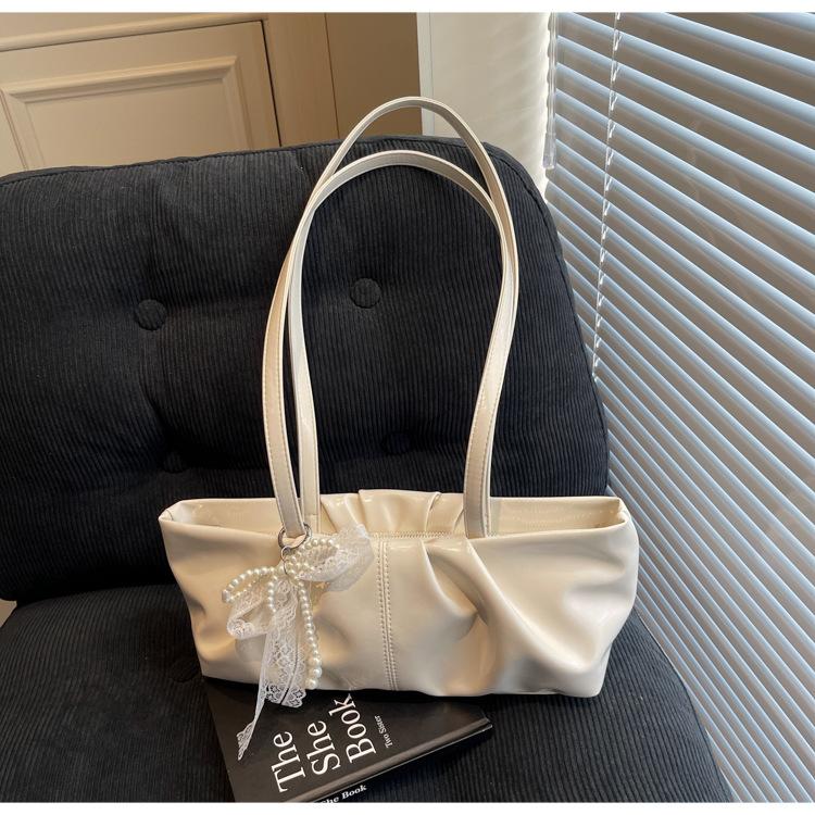 Today's popular niche shoulder bag women's spring new underarm high-end textured bag women